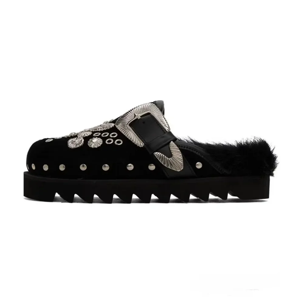Thick Bottom Plush Slippers Winter for Women Brand Design Luxury Metal Decor Buckle Strap Half Shoes Outside Fashion Street
Thick Bottom Plush Slippers Winter for Women Brand Design Luxury Metal Decor Buckle Strap Half Shoes Outside Fashion Street
