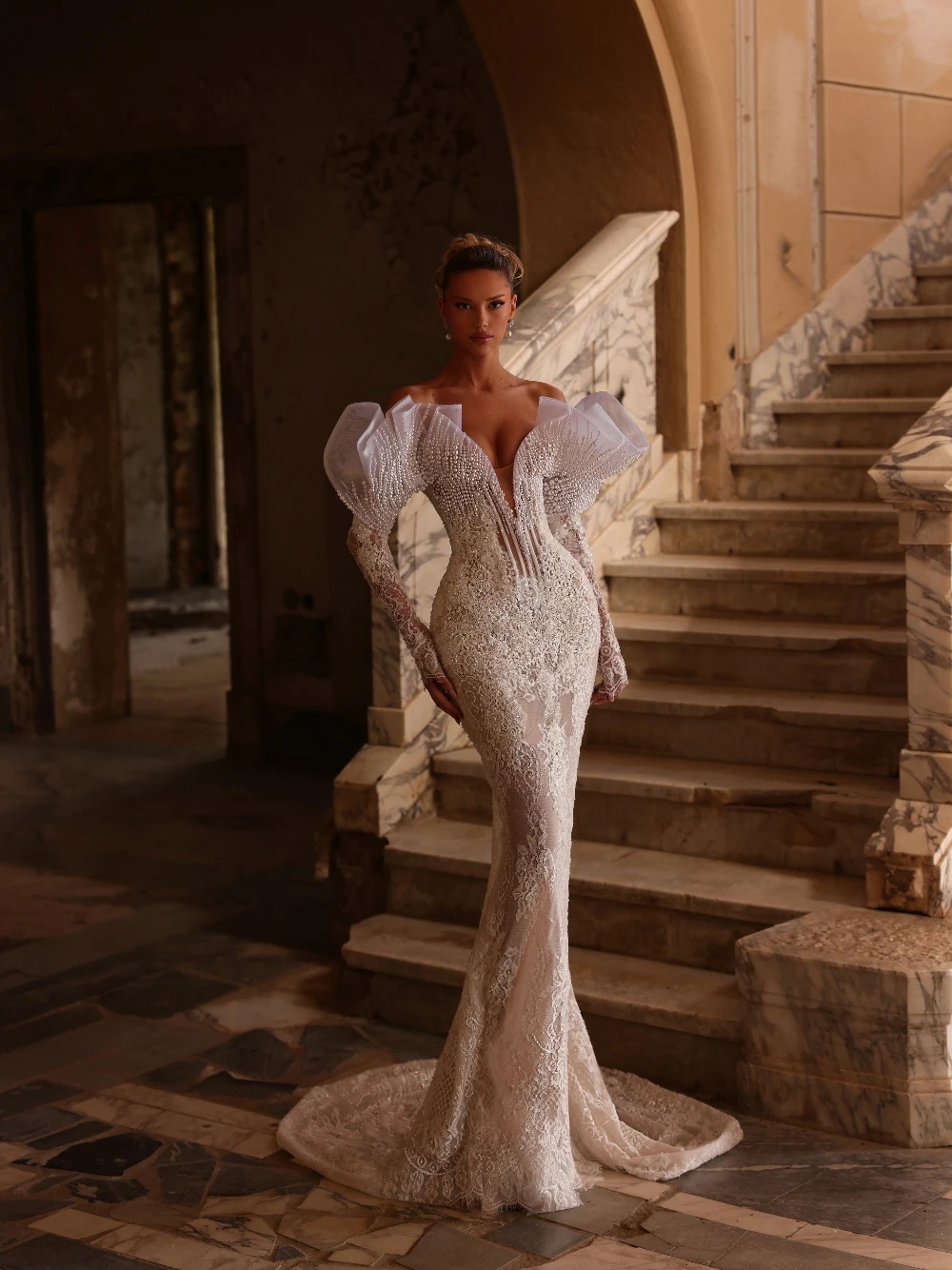 2026 Ruffles Off Shoulder Wedding Dress Opulent Pearls Lace Long Bridal Gown Sequined Sexy Deep V Neck Customized Bride Wear
2026 Ruffles Off Shoulder Wedding Dress Opulent Pearls Lace Long Bridal Gown Sequined Sexy Deep V Neck Customized Bride Wear