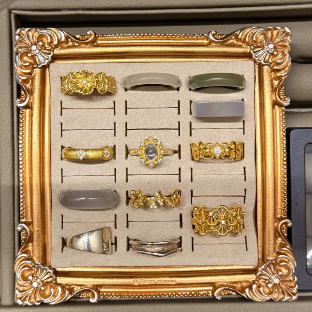 Retro Photo Frame Ring Tray & Jewelry Display Stand - Nordic Style for INS, Creative Prop for Jewelry Display & Shooting
Retro Photo Frame Ring Tray & Jewelry Display Stand - Nordic Style for INS, Creative Prop for Jewelry Display & Shooting