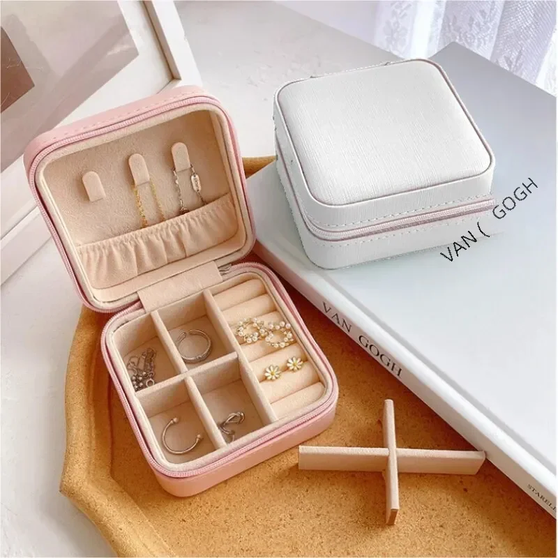 Mini jewelry storage box portable family travel earrings necklace storage box female ring organizer PU leather display box
Mini jewelry storage box portable family travel earrings necklace storage box female ring organizer PU leather display box