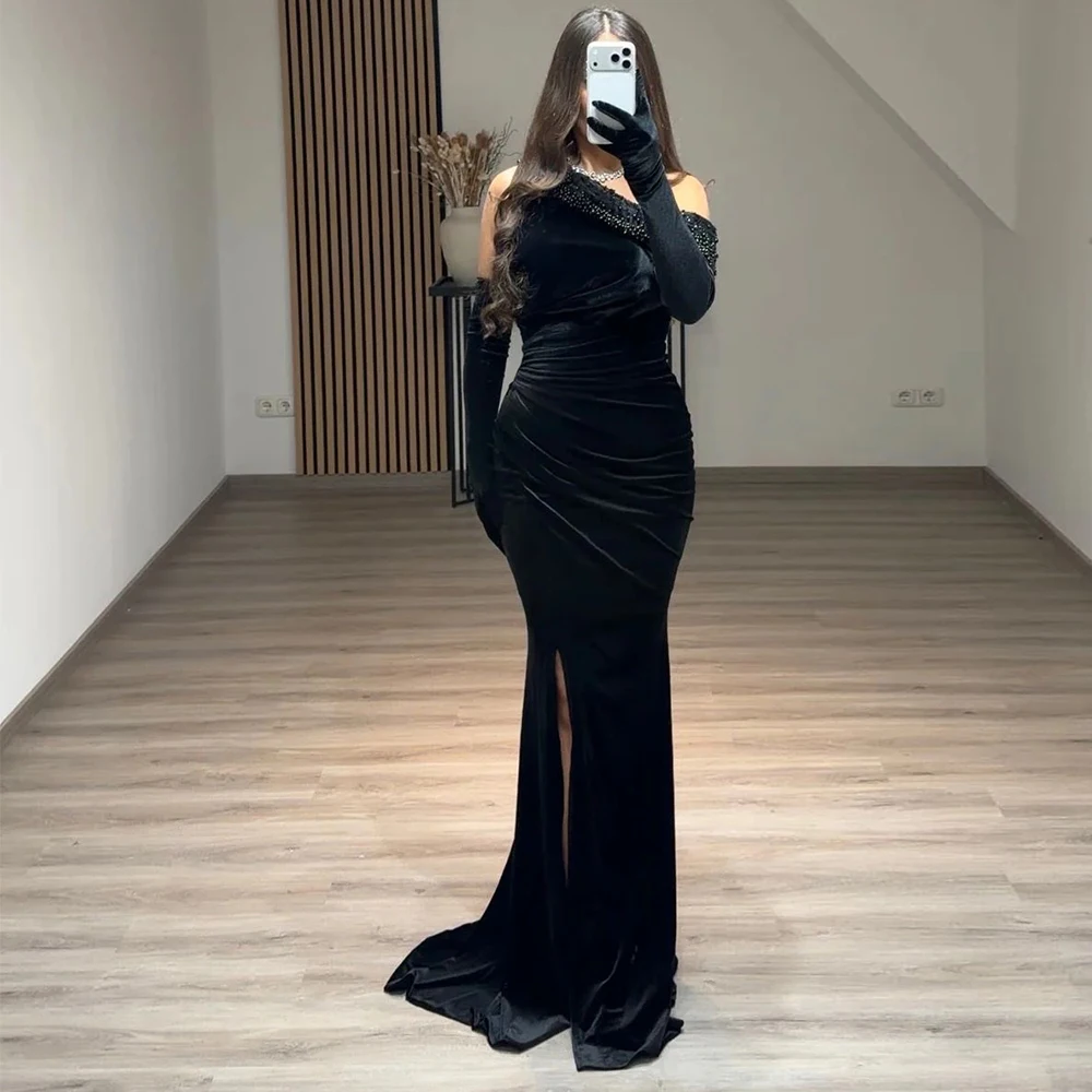 Saudi Arabian Black Velvet Straight Side Slit Formal Evening Dress Customized One Shoulder Pearls Pleats Pageant Prom Gowns
Saudi Arabian Black Velvet Straight Side Slit Formal Evening Dress Customized One Shoulder Pearls Pleats Pageant Prom Gowns
