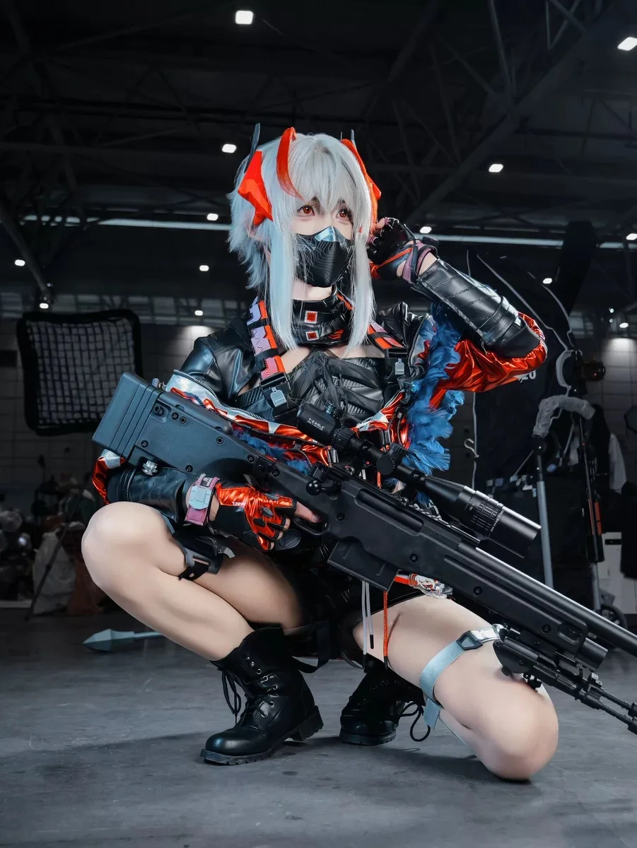 Hackclaw Cosplay Costume Game Delta Force Arknights Mai Xiaowen Coat strapless shorts mask prop Halloween fashion Woman uniform
Hackclaw Cosplay Costume Game Delta Force Arknights Mai Xiaowen Coat strapless shorts mask prop Halloween fashion Woman uniform