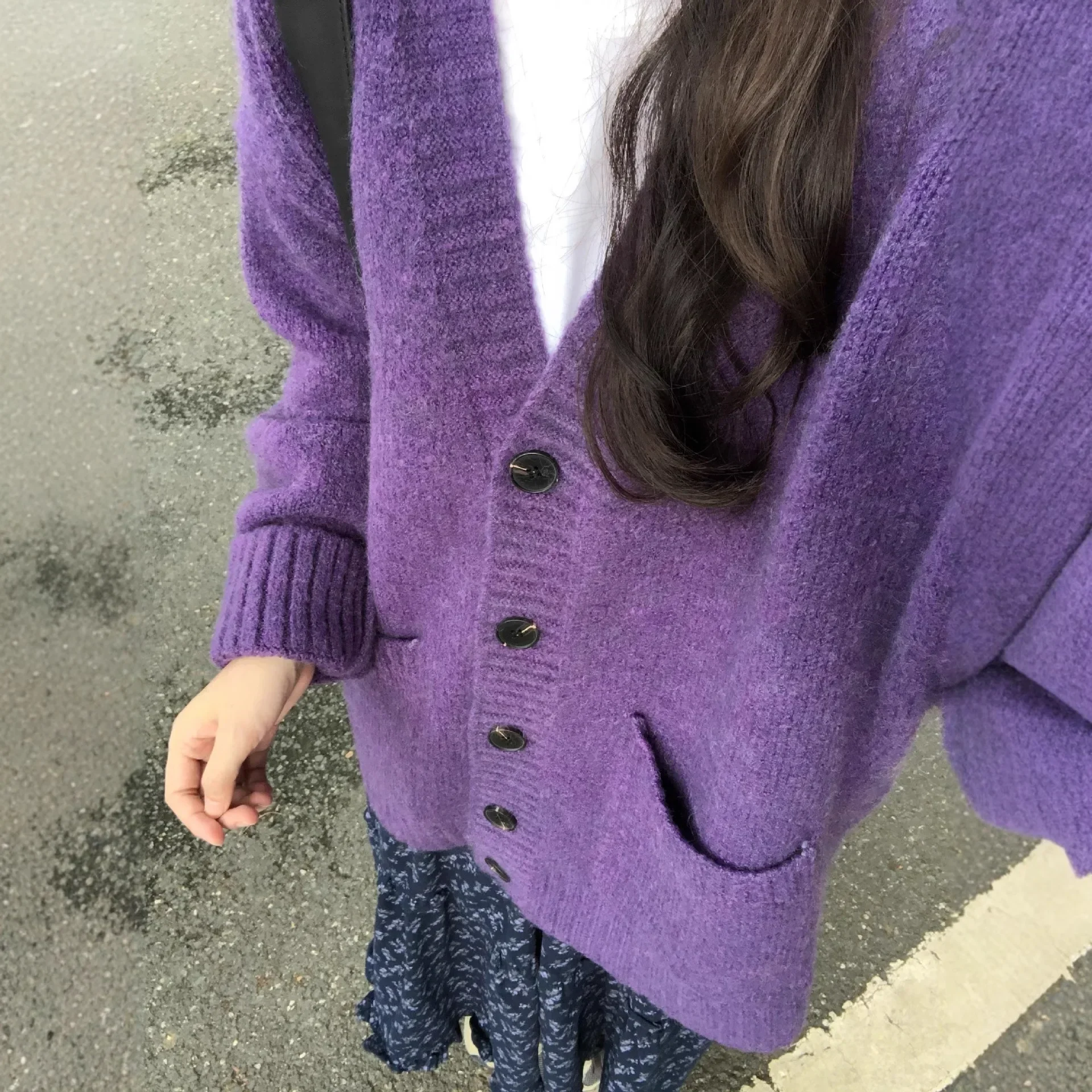 Purple Knitted Open Cardigan Women's Fashion High End Lightweight Medium Length Top V-neck Full Sleeve Lazy Style Autumn Arriv 
Purple Knitted Open Cardigan Women's Fashion High End Lightweight Medium Length Top V-neck Full Sleeve Lazy Style Autumn Arriv