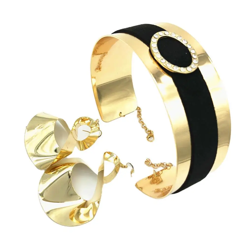 ins European exaggerated collar earrings set nightclub necklace choker new collar cross-border jewelry
ins European exaggerated collar earrings set nightclub necklace choker new collar cross-border jewelry