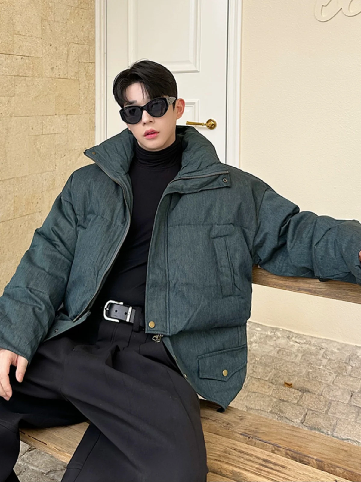 Мужская зимняя куртка-жилет с двойной молнией, 90% белый пух, джинсовая, теплая, хлопковая, водонепроницаемая верхняя одежда
Мужская зимняя куртка-жилет с двойной молнией, 90% белый пух, джинсовая, теплая, хлопковая, водонепроницаемая верхняя одежда