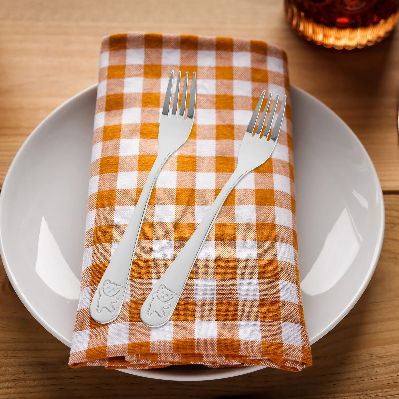 9Pcs Kids Feeding Forks Stainless Steel Fruit Dessert Fork Set Ergonomic Long Handle Appetizer Forks for Cake Salad Pickle
9Pcs Kids Feeding Forks Stainless Steel Fruit Dessert Fork Set Ergonomic Long Handle Appetizer Forks for Cake Salad Pickle