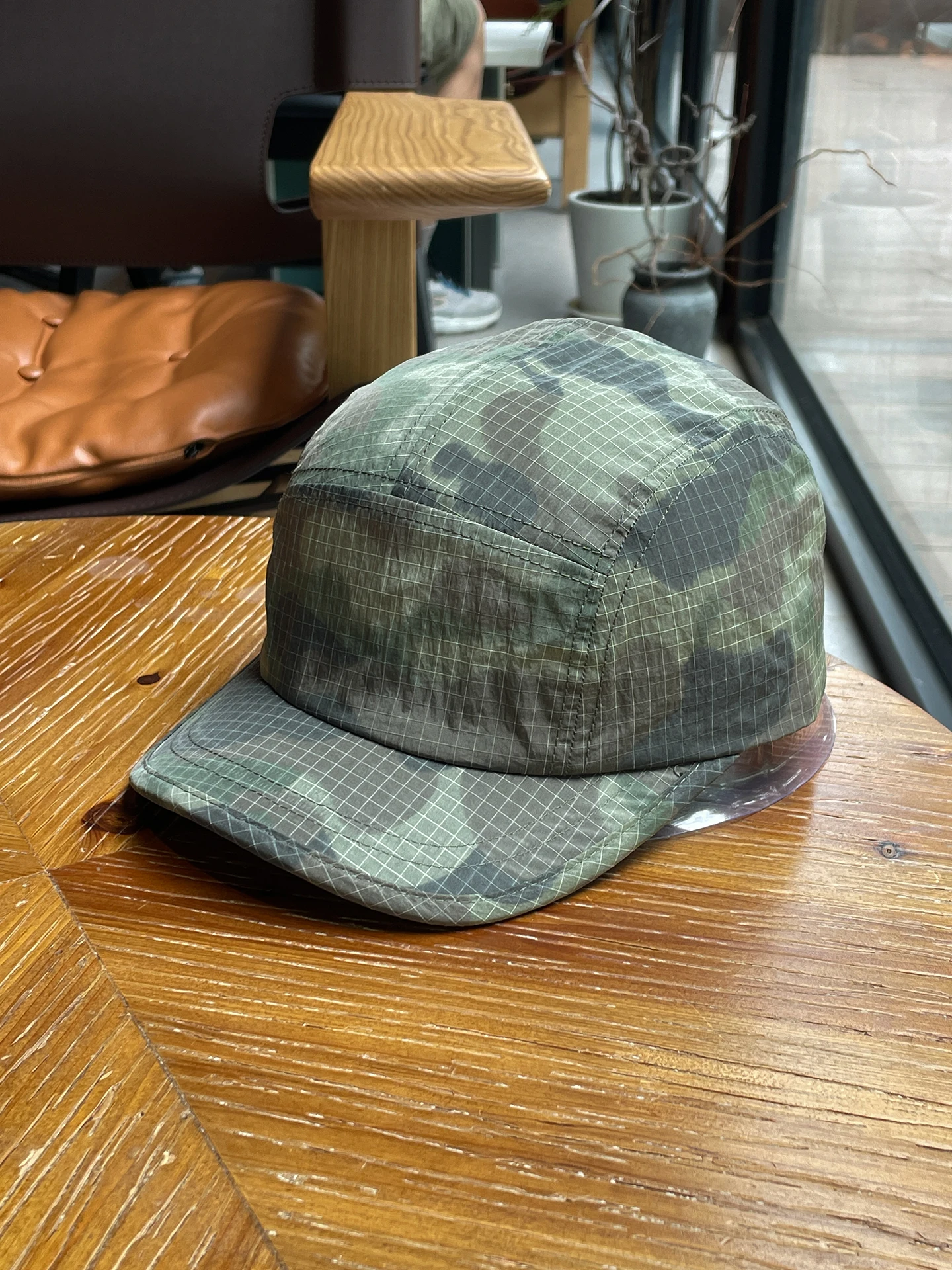 Contrasting color cap women's spring and summer couple's sunscreen sunshade baseball cap men's travel trendy hat
Contrasting color cap women's spring and summer couple's sunscreen sunshade baseball cap men's travel trendy hat