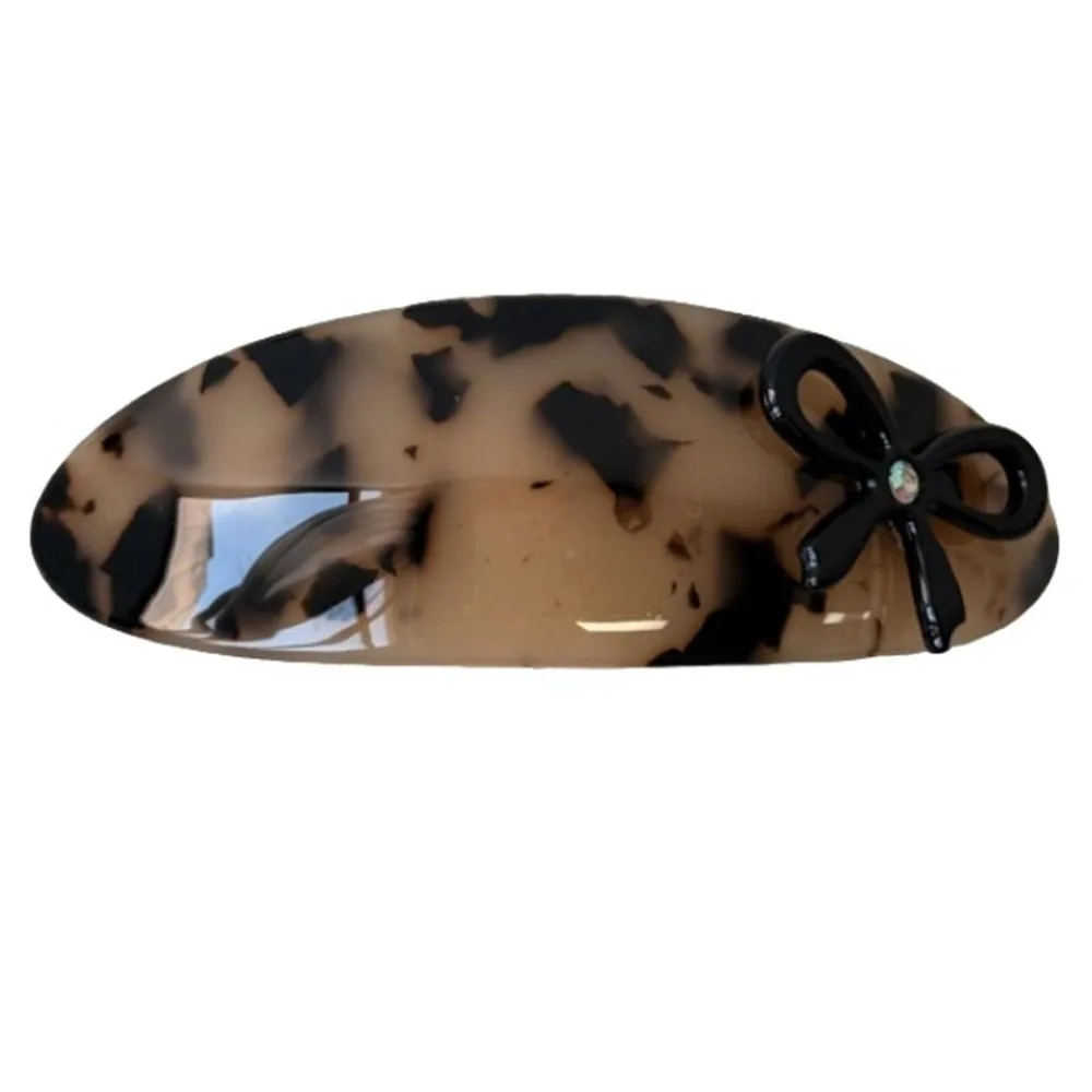 Винтажные изогнутые заколки-еллипсы с цветными бантиками, модные текстурированные милые овальные заколки из ацетата
Винтажные изогнутые заколки-еллипсы с цветными бантиками, модные текстурированные милые овальные заколки из ацетата