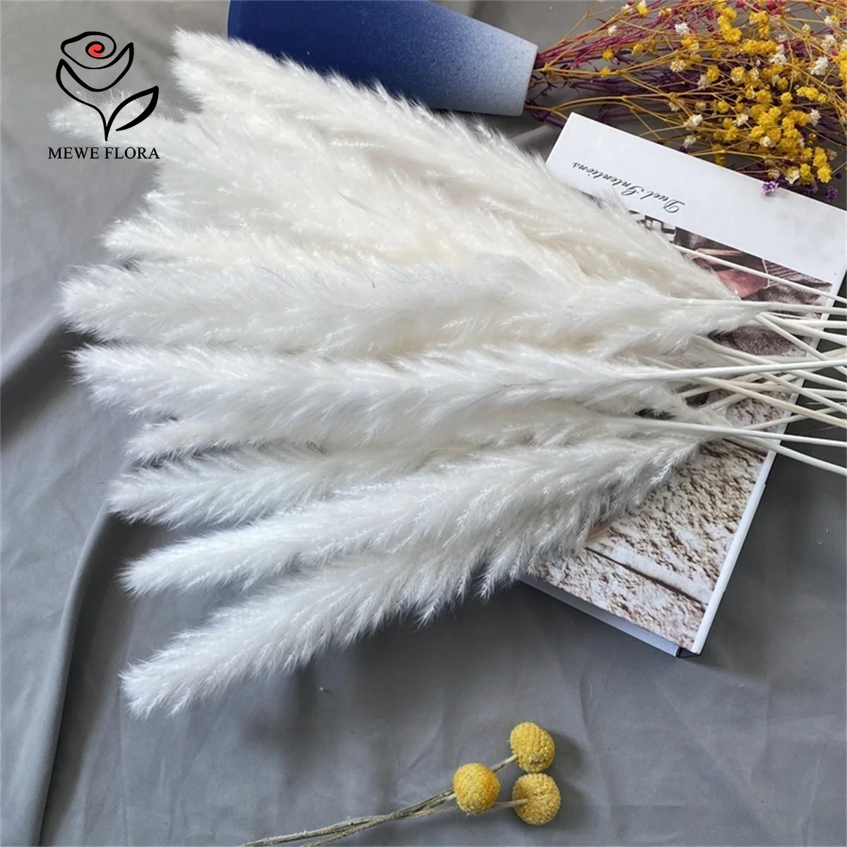 18 Stems Natural Dried Flowers Fluffy Pampas Grass Reeds Bouquet Boho Living Room Decoration Wedding Centerpiece Arrangements
18 Stems Natural Dried Flowers Fluffy Pampas Grass Reeds Bouquet Boho Living Room Decoration Wedding Centerpiece Arrangements