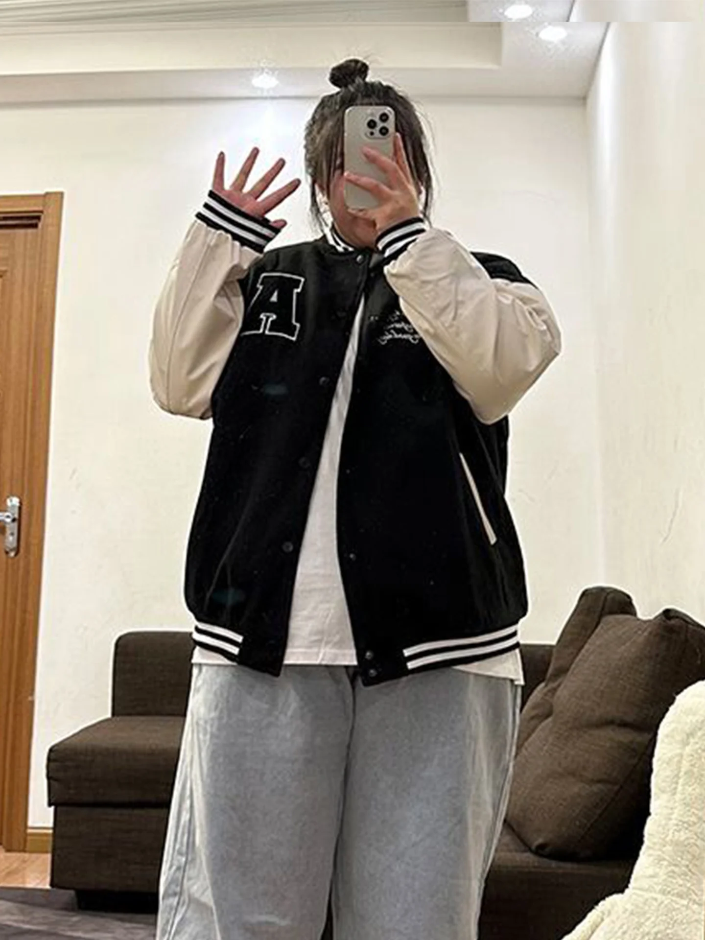 Бейсбольная куртка женская, леопардовая, из шифона, в стиле бейсбольной формы, ультраминиатюрная, с вышивкой в стиле улджан, контрастная, повседневная, ветрозащитная, пышная, с рукавами «летучая мышь», ретро
Бейсбольная куртка женская, леопардовая, из шифона, в стиле бейсбольной формы, ультраминиатюрная, с вышивкой в стиле улджан, контрастная, повседневная, ветрозащитная, пышная, с рукавами «летучая мышь», ретро