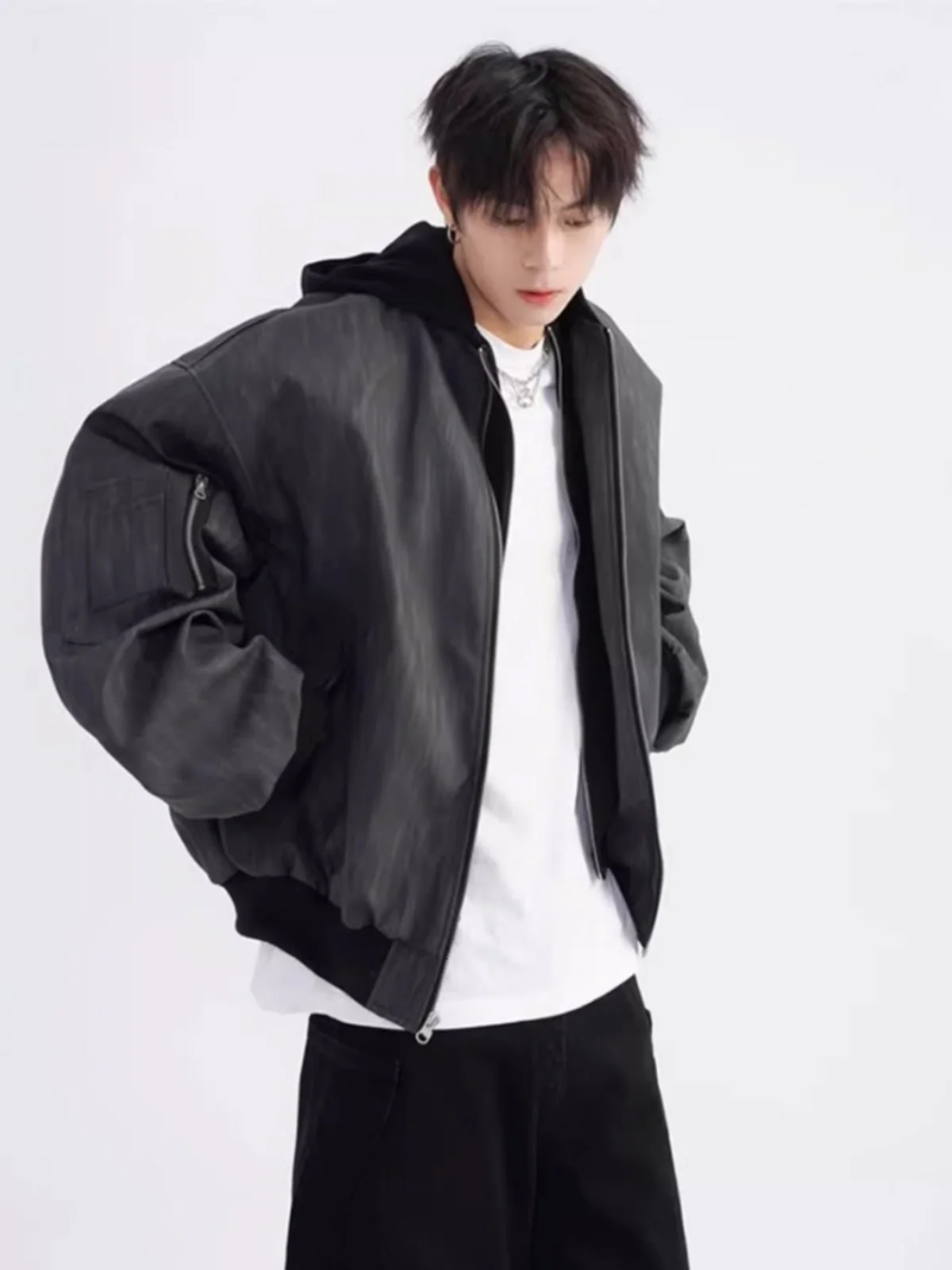 Retro American Baseball Jaet Men's Spring Autumn Loose Casual ort PU Leather Texture Hooded Jaet Youth ular Sle
Retro American Baseball Jaet Men's Spring Autumn Loose Casual ort PU Leather Texture Hooded Jaet Youth ular Sle