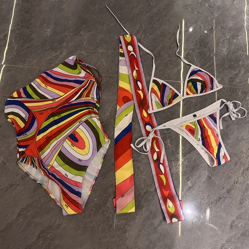 Classic Lady Headhand Swimsuits Beach Sexy Bikini Set Italy Designer Brand Women Scarf Swimwear
Classic Lady Headhand Swimsuits Beach Sexy Bikini Set Italy Designer Brand Women Scarf Swimwear
