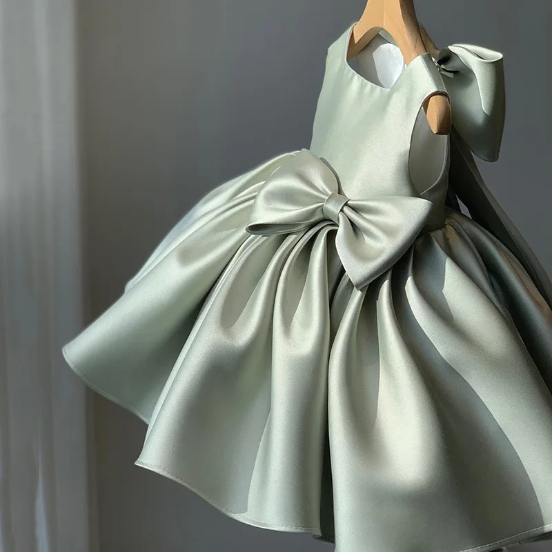 Baby girl dress female high-end daily birthday dress flower girl tutu skirt children's birthday princess skirt
Baby girl dress female high-end daily birthday dress flower girl tutu skirt children's birthday princess skirt