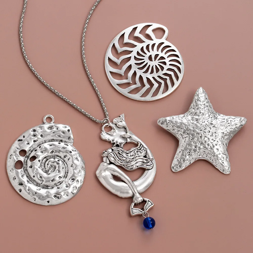 The popular fishbone star alloy necklace pendant from the European and American Marine vacation series
The popular fishbone star alloy necklace pendant from the European and American Marine vacation series