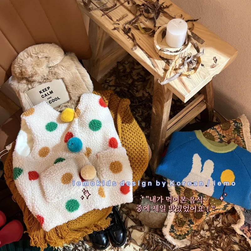 01-Colorful Polka Dot Fleece-Lined Button Children's Vest2025Baby Girl Fun Lamb Wool Vest Wholesale
01-Colorful Polka Dot Fleece-Lined Button Children's Vest2025Baby Girl Fun Lamb Wool Vest Wholesale