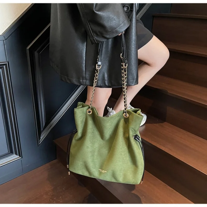 Deluxe Women's Shoulder Bag Made Of Ravine-Printed Leather Featuring Gibraltar Casual Elegant Lightweight Soft Look
Deluxe Women's Shoulder Bag Made Of Ravine-Printed Leather Featuring Gibraltar Casual Elegant Lightweight Soft Look