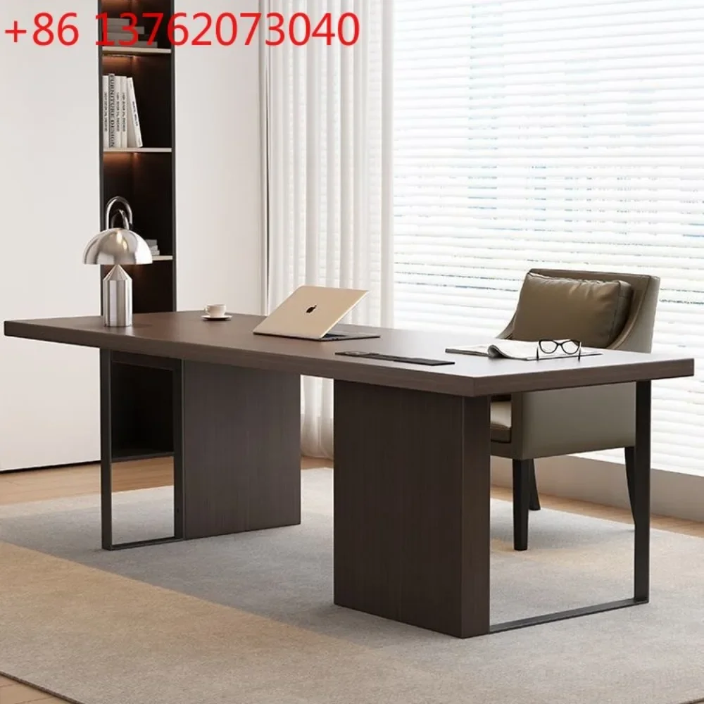 Light luxury Italian minimalist modern minimalist home desk solid wood
Light luxury Italian minimalist modern minimalist home desk solid wood