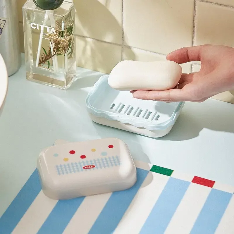 1pc Plastic Home Use Plastic Soap Dish Soap Holder With Lid Drainable Bathroom Storage Shelf New Style Cute Soap Box Organizer
1pc Plastic Home Use Plastic Soap Dish Soap Holder With Lid Drainable Bathroom Storage Shelf New Style Cute Soap Box Organizer