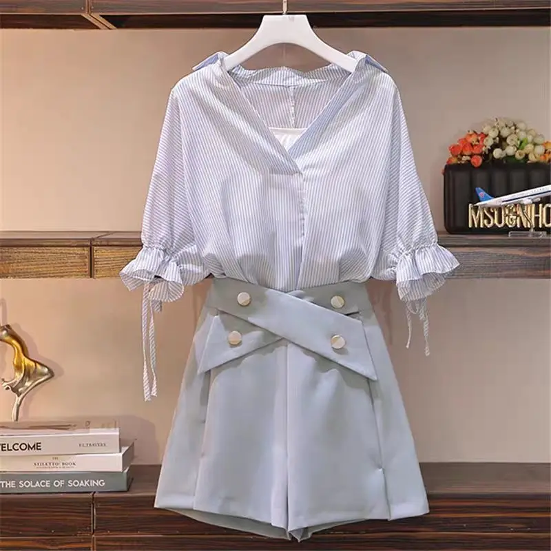Large Size Women's Clothing 2025 New Summer Trendy Outfits Shirt High Waist Shorts Three-piece Set
Large Size Women's Clothing 2025 New Summer Trendy Outfits Shirt High Waist Shorts Three-piece Set