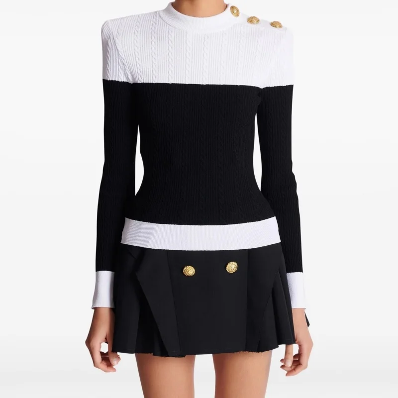 Women's round Neck Long Sleeve Knitwear Black White Splice Shoulder Button Decoration Y2K High Quality Fashion Casual Pullover
Women's round Neck Long Sleeve Knitwear Black White Splice Shoulder Button Decoration Y2K High Quality Fashion Casual Pullover