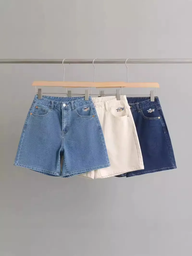 Cruise 2025 New Women's College Casual Loose Retro Wash Jeans Shorts High Waisted Jeans Cartoon Embroidery Loose Denim Shorts
Cruise 2025 New Women's College Casual Loose Retro Wash Jeans Shorts High Waisted Jeans Cartoon Embroidery Loose Denim Shorts