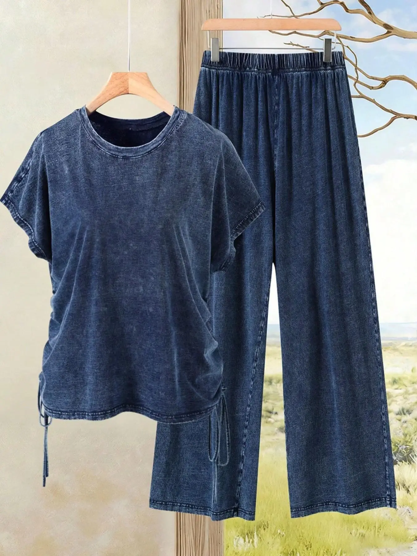 Plus Size Denim Two-Piece Set, Casual Drawstring Top + Elastic Waist Wide Leg Pants, Comfortable and Stylish for Everyday Wear
Plus Size Denim Two-Piece Set, Casual Drawstring Top + Elastic Waist Wide Leg Pants, Comfortable and Stylish for Everyday Wear
