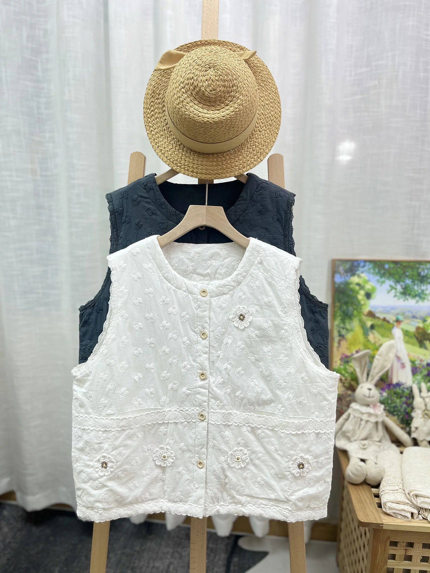 Autumn Winter New Sle Loose Fit round Ne Embroidered Lace Patchwork Cotton Vest Versatile Layering Warmth Women's Jaet
Autumn Winter New Sle Loose Fit round Ne Embroidered Lace Patchwork Cotton Vest Versatile Layering Warmth Women's Jaet