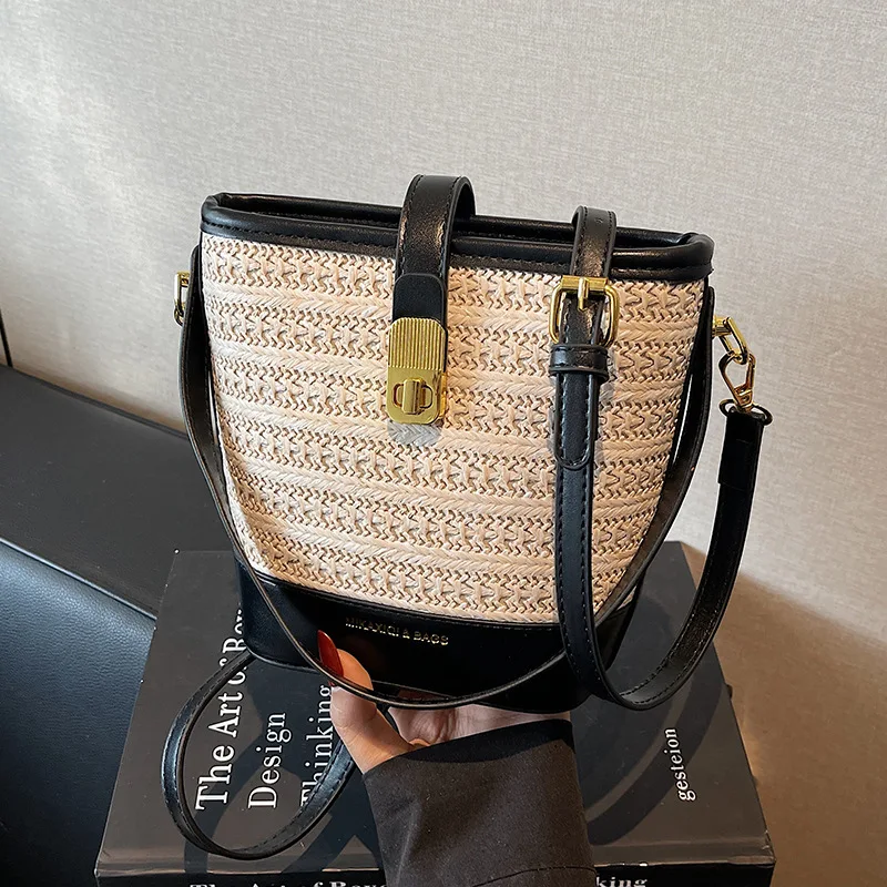 2025 Summer Women's Straw Weaving Armpit Bag - Popular Woven Contrasting Color Small Bucket Bag, Versatile & Simple Texture
2025 Summer Women's Straw Weaving Armpit Bag - Popular Woven Contrasting Color Small Bucket Bag, Versatile & Simple Texture