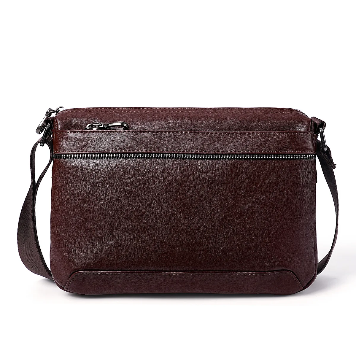 New Genuine Vegetable Tanned Leather Bag, Men's Outdoor Sport Travel Crossbody Messenger Bag
New Genuine Vegetable Tanned Leather Bag, Men's Outdoor Sport Travel Crossbody Messenger Bag