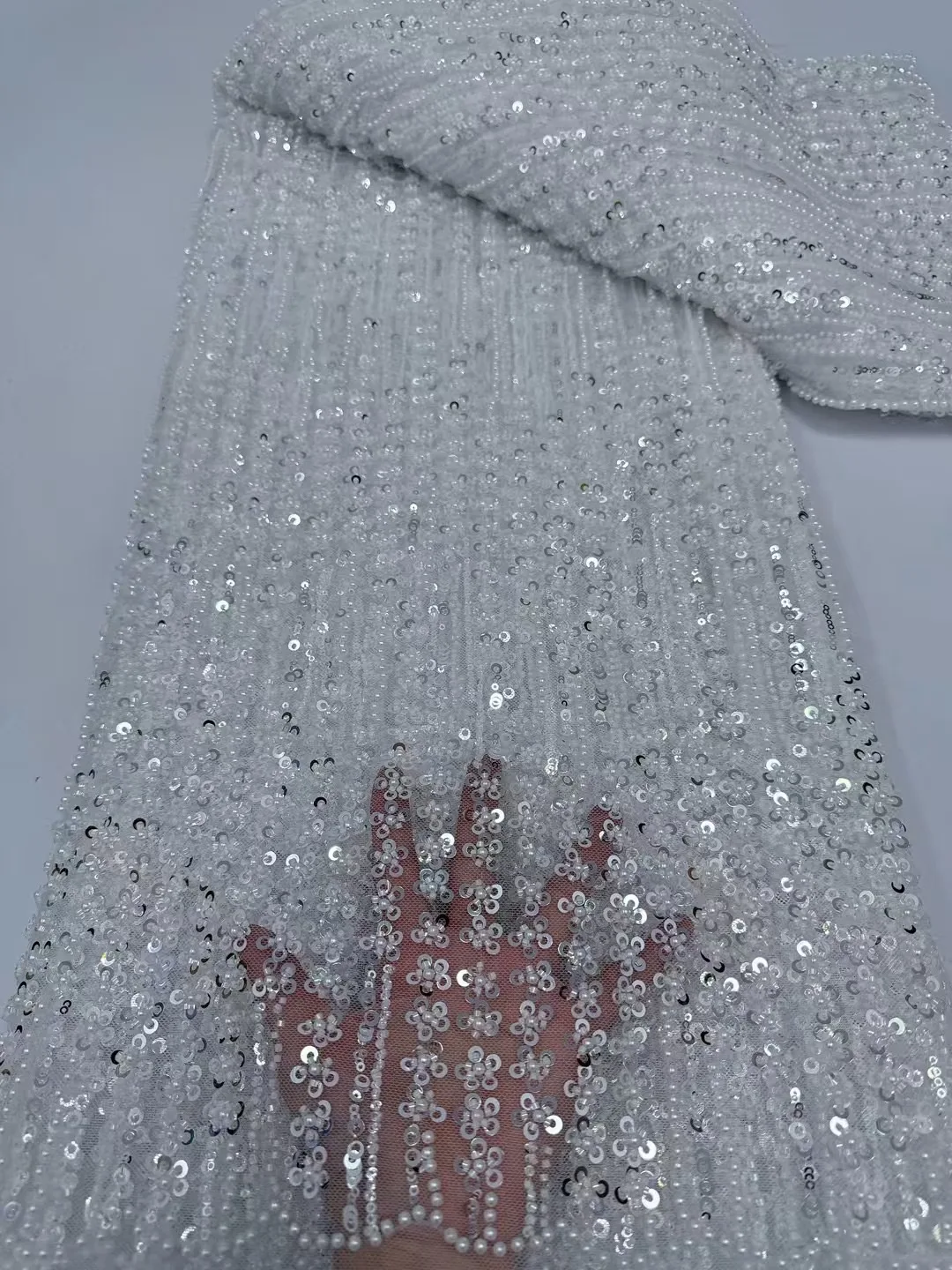 African Mesh Groom Lace Fabric 2025 High Quality French Sequins Tulle Lace Fabric Nigerian Lace Fabric For Wedding Women Dresses
African Mesh Groom Lace Fabric 2025 High Quality French Sequins Tulle Lace Fabric Nigerian Lace Fabric For Wedding Women Dresses