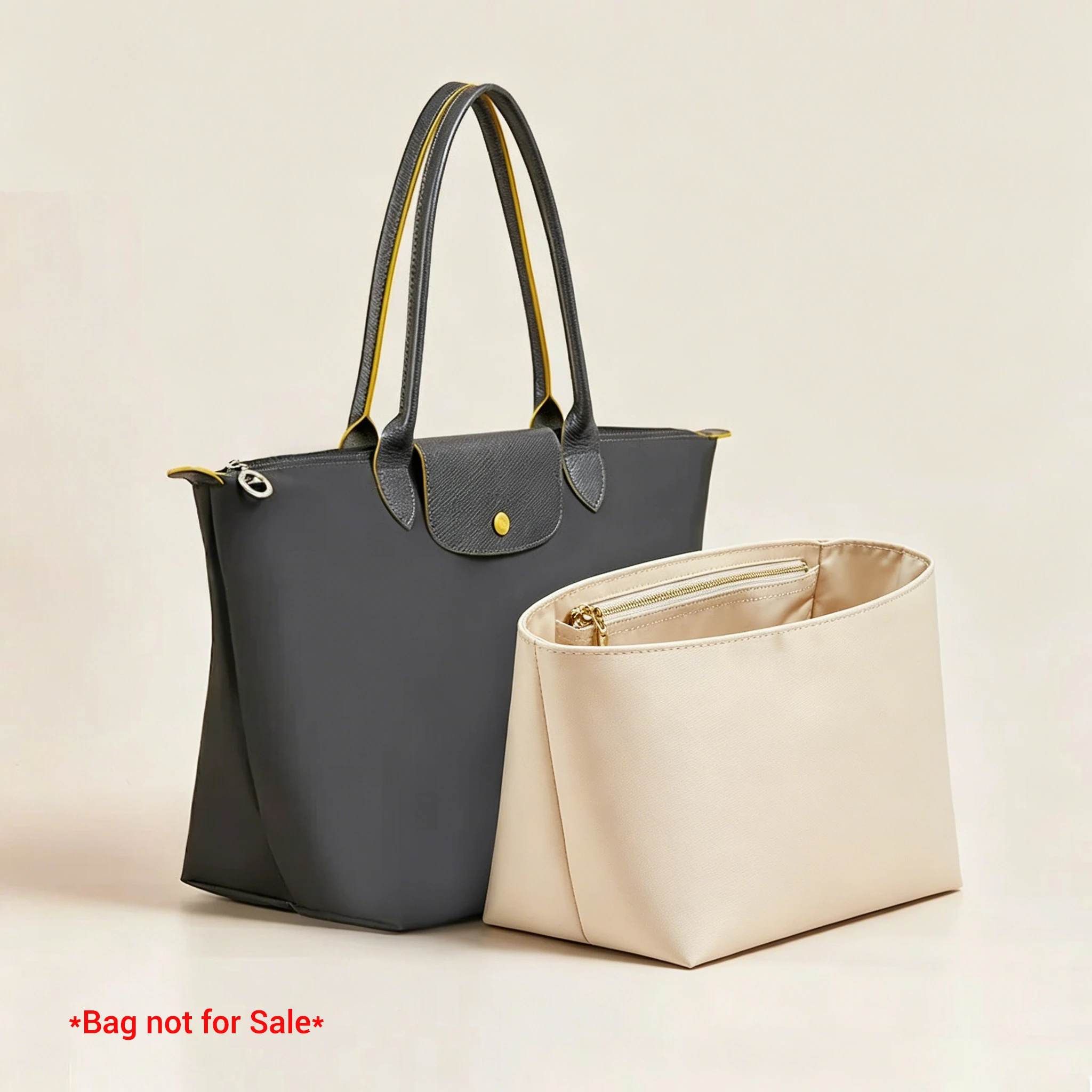 Waterproof Premium Nylon Purse Organizer Insert for Longchamp Le Pliage Tote Bag
Waterproof Premium Nylon Purse Organizer Insert for Longchamp Le Pliage Tote Bag