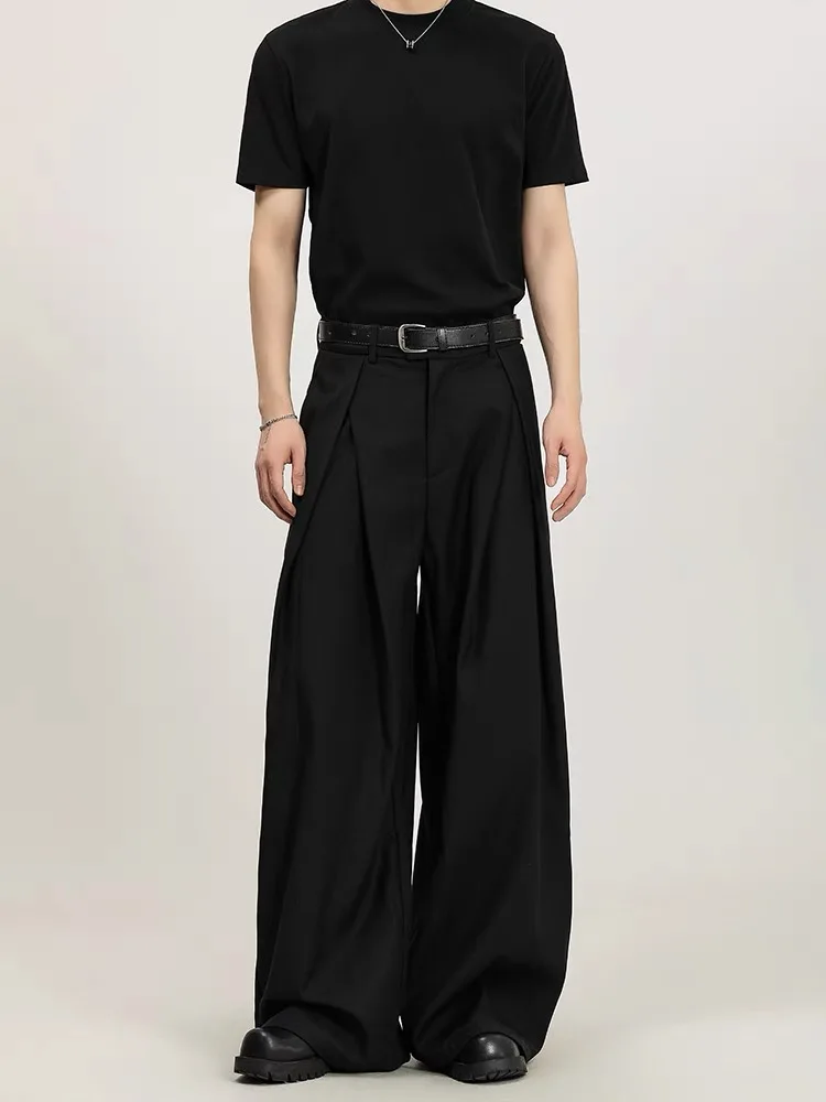 Мужские повседневные брюки трапециевидной формы в американском стиле ретро с широкими штанинами, свободные дизайнерские брюки прямого кроя из полиэфирного волокна, летние
Мужские повседневные брюки трапециевидной формы в американском стиле ретро с широкими штанинами, свободные дизайнерские брюки прямого кроя из полиэфирного волокна, летние