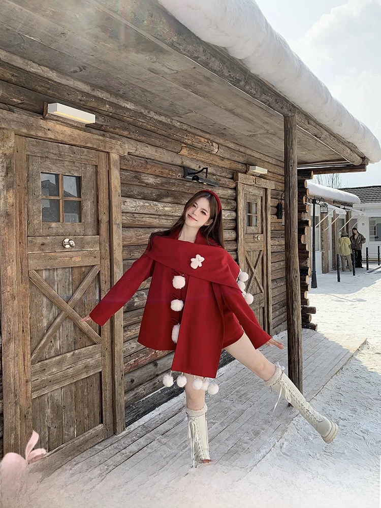 Thiened Woolen Set Ball Cheese New Year Red Cowl Coat Women Winter Outerwear Two-Piece Set Sweet Sle Long Sve Regular ...
Thiened Woolen Set Ball Cheese New Year Red Cowl Coat Women Winter Outerwear Two-Piece Set Sweet Sle Long Sve Regular ...