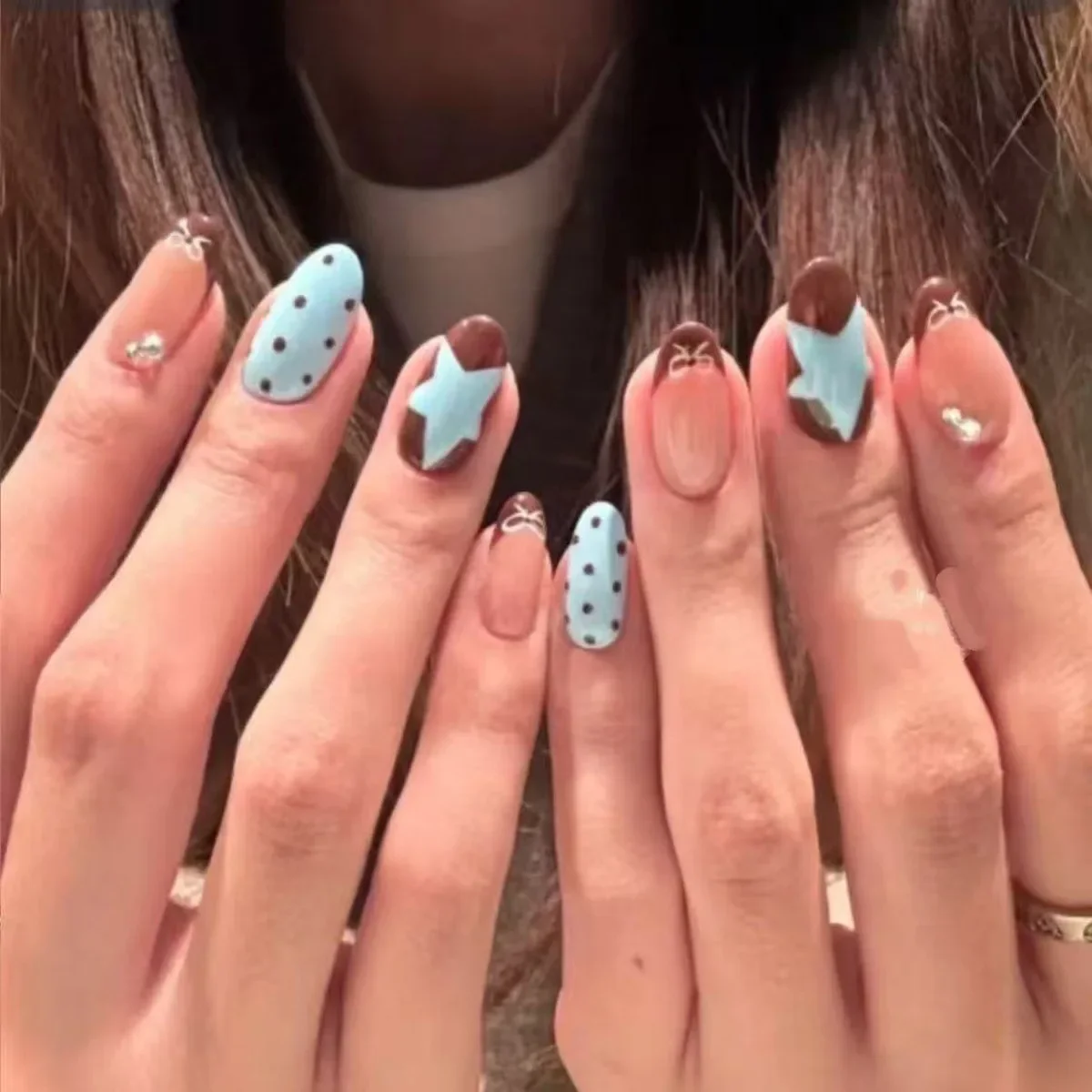 10pcs Handmade French Short Press On Nails Blue Brown Polka Dot Bow Star Design Fake Nail Wearable Nail Art Tips for Girls
10pcs Handmade French Short Press On Nails Blue Brown Polka Dot Bow Star Design Fake Nail Wearable Nail Art Tips for Girls