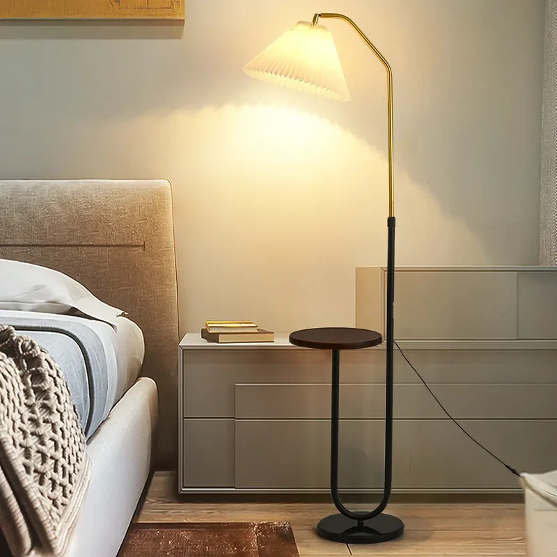 Nordic Floor Lamp, Living Room, Bedroom, Bedside LED Simple Pleated Fabric Vertical Coffee Table Lamp, Room Decor Floor Light
Nordic Floor Lamp, Living Room, Bedroom, Bedside LED Simple Pleated Fabric Vertical Coffee Table Lamp, Room Decor Floor Light
