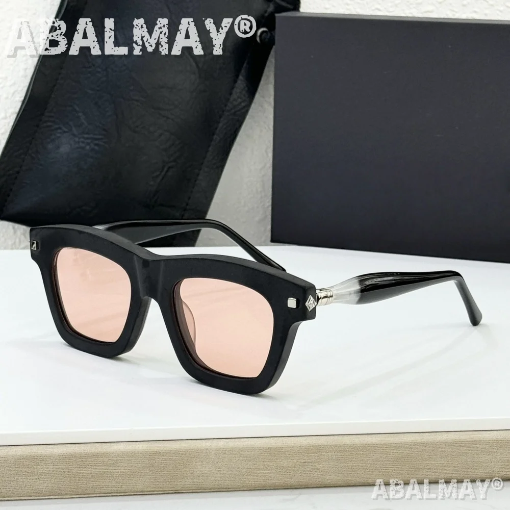 KUB Maske J2 SIZE 52-21 Top High Quality Sunglasses for Men and Women UV400 Retro Fashion Special Design Sun Glasses with box
KUB Maske J2 SIZE 52-21 Top High Quality Sunglasses for Men and Women UV400 Retro Fashion Special Design Sun Glasses with box