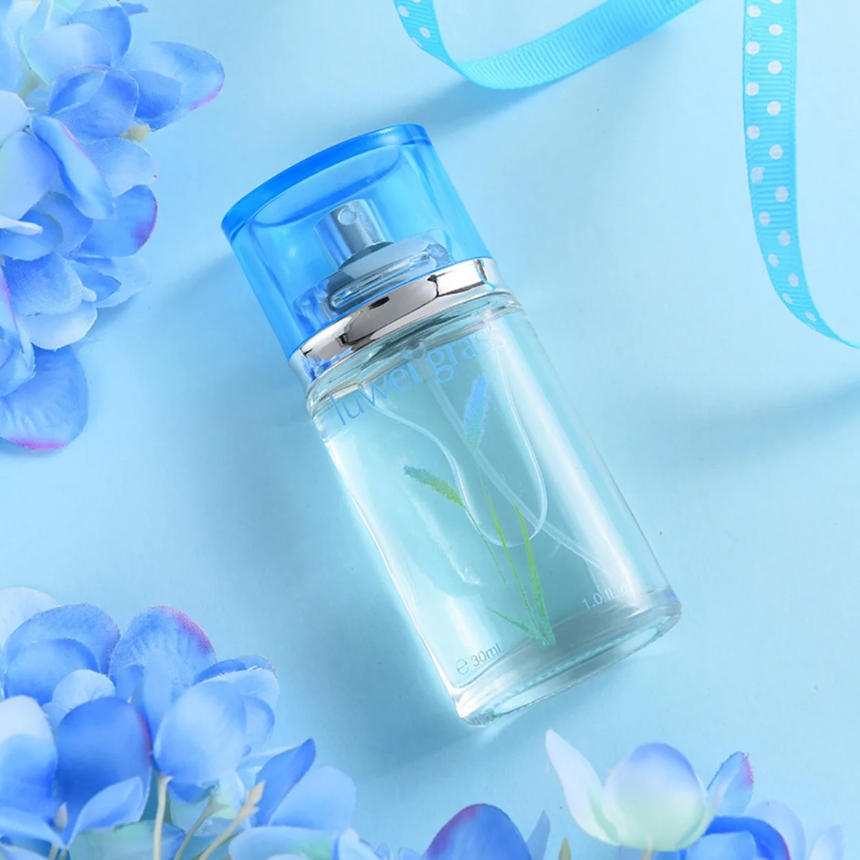 Lavender & Orchid Women Perfume Vetiver Notes Long Lasting Light Fragrance 30ml Affordable Daily Perfume For Student lady parfum
Lavender & Orchid Women Perfume Vetiver Notes Long Lasting Light Fragrance 30ml Affordable Daily Perfume For Student lady parfum