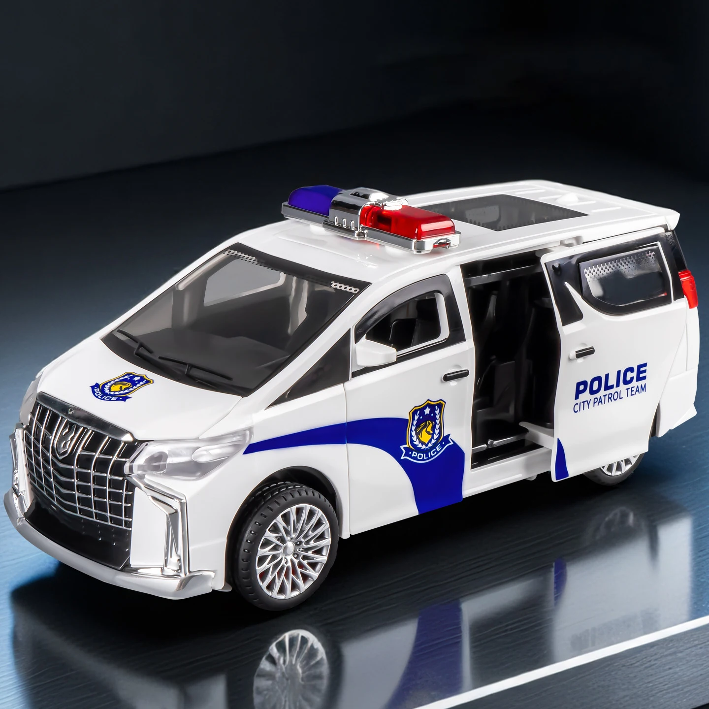 Шестиоткрытая дверь, бизнес-полицейский автомобиль, инерционное вождение, 7-местный внедорожник, детский игрушечный автомобиль со звуком, модель, подарок для мальчика
Шестиоткрытая дверь, бизнес-полицейский автомобиль, инерционное вождение, 7-местный внедорожник, детский игрушечный автомобиль со звуком, модель, подарок для мальчика