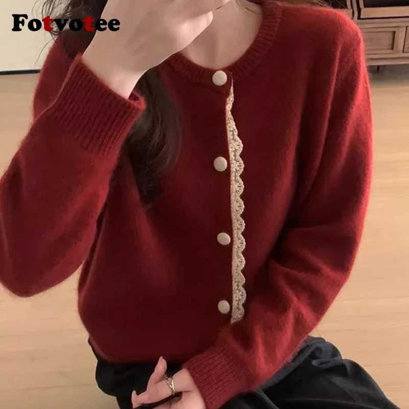 Women Knitted Cardigan Lace Edge Single Breasted O Neck Cardigans Autumn Winter Small Fragrant Wind Fashion Sweaters
Women Knitted Cardigan Lace Edge Single Breasted O Neck Cardigans Autumn Winter Small Fragrant Wind Fashion Sweaters