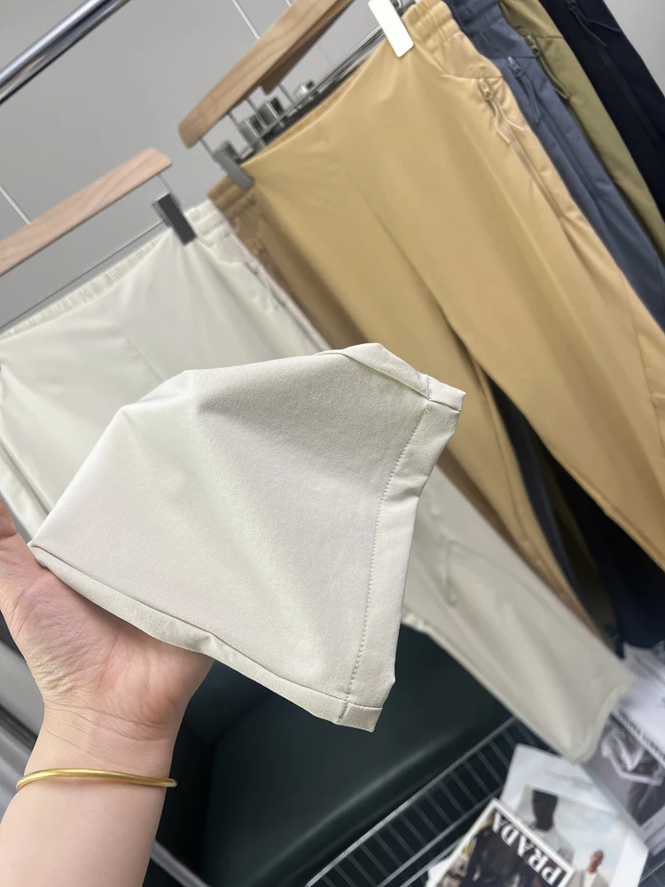 Текстура Qui Dry, удобные мужские повседневные брюки для занятий спортом на открытом воздухе, дышащие, впитывающие влагу, молодежные брюки
Текстура Qui Dry, удобные мужские повседневные брюки для занятий спортом на открытом воздухе, дышащие, впитывающие влагу, молодежные брюки