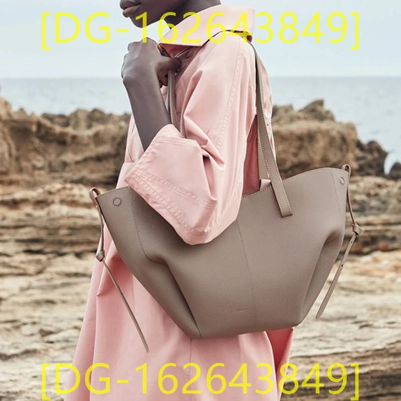 2024 New Women Bag Fashionable and Soft _DG-162643849_
2024 New Women Bag Fashionable and Soft _DG-162643849_