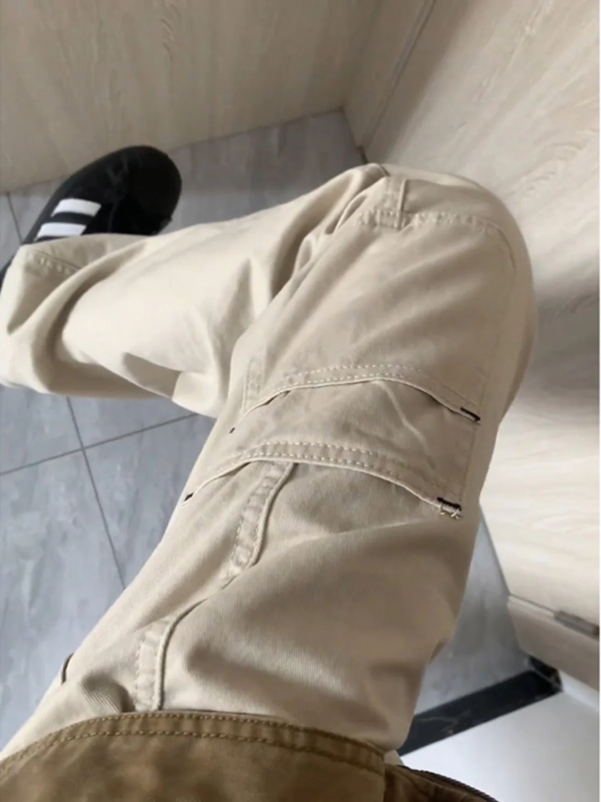 Мужские летние тонкие прямые брюки для спецодежды American Sle, повседневные брюки на открытом воздухе с несколькими цветами, CleanFit Faionable
Мужские летние тонкие прямые брюки для спецодежды American Sle, повседневные брюки на открытом воздухе с несколькими цветами, CleanFit Faionable