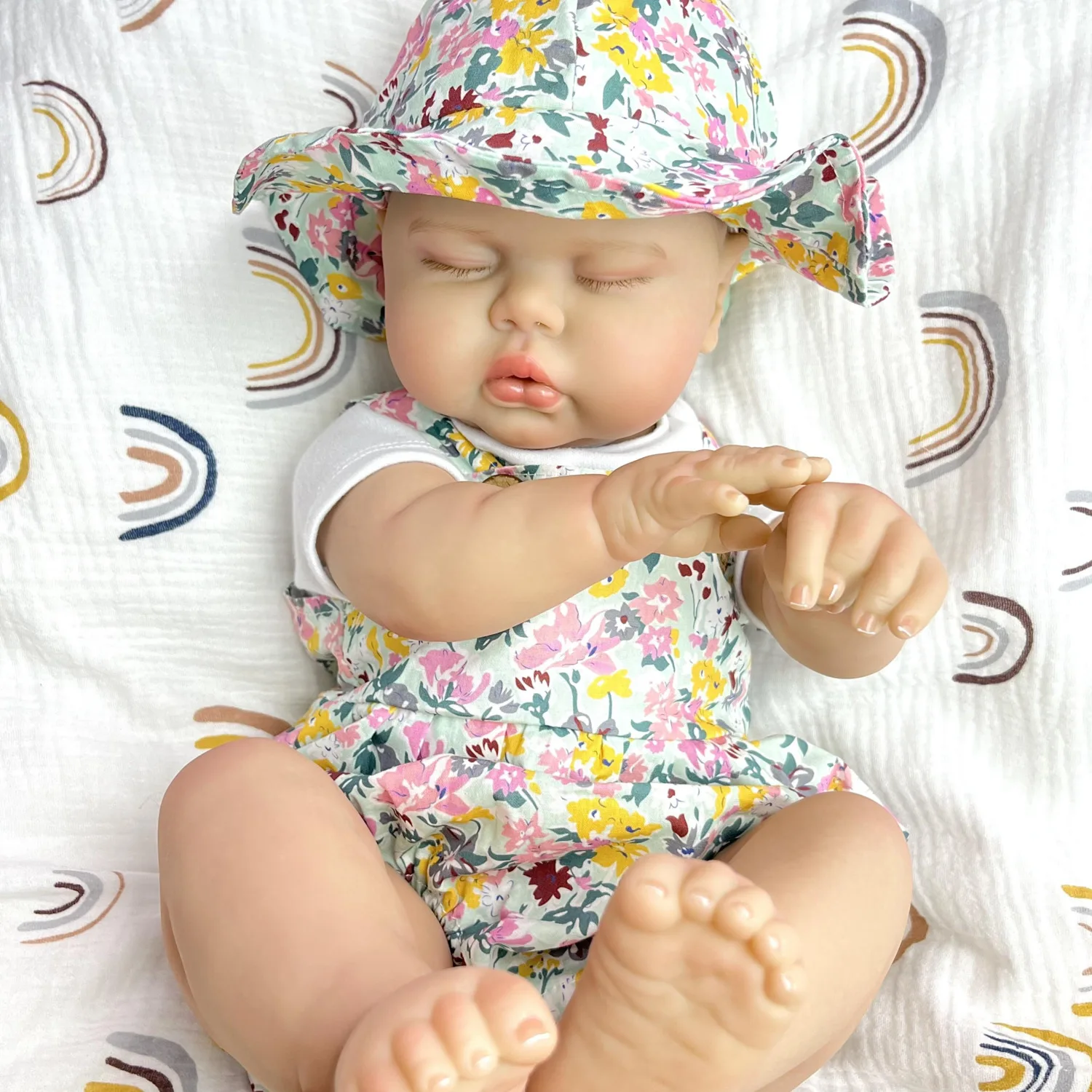 BZDOLL Real Look 20inch Lifelike Reborn Asleep Baby Doll Toy with Cloth Body 50 CM 3D Skin Doll Fashion Birthday Gift For Kids
BZDOLL Real Look 20inch Lifelike Reborn Asleep Baby Doll Toy with Cloth Body 50 CM 3D Skin Doll Fashion Birthday Gift For Kids