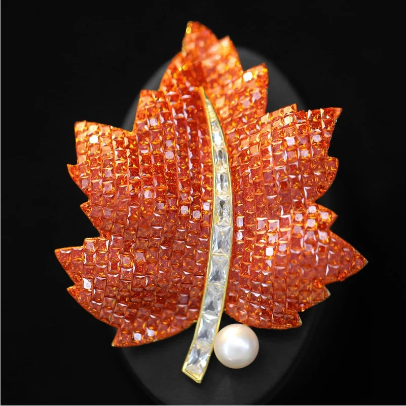 Fashionable Retro Freshwater Pearl Maple Leaf Brooches for Women Stylish and Personalized Clothing Decoration Accessories Pin
Fashionable Retro Freshwater Pearl Maple Leaf Brooches for Women Stylish and Personalized Clothing Decoration Accessories Pin