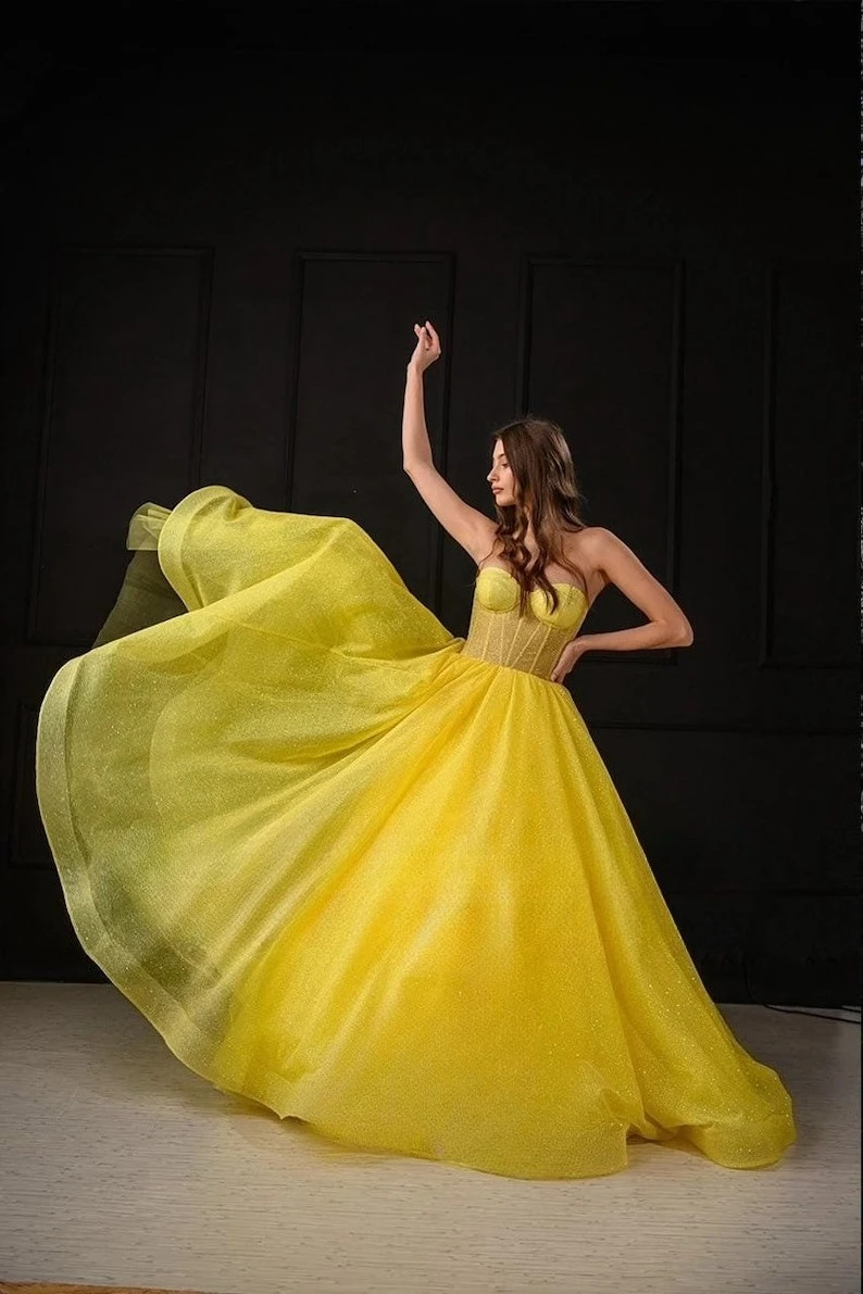 Colorful Wedding Guest Dress Princess Corset Glitter Ball Gown Yellow Tulle Luxury Evening Dresses Formal Dress Women Elegant
Colorful Wedding Guest Dress Princess Corset Glitter Ball Gown Yellow Tulle Luxury Evening Dresses Formal Dress Women Elegant