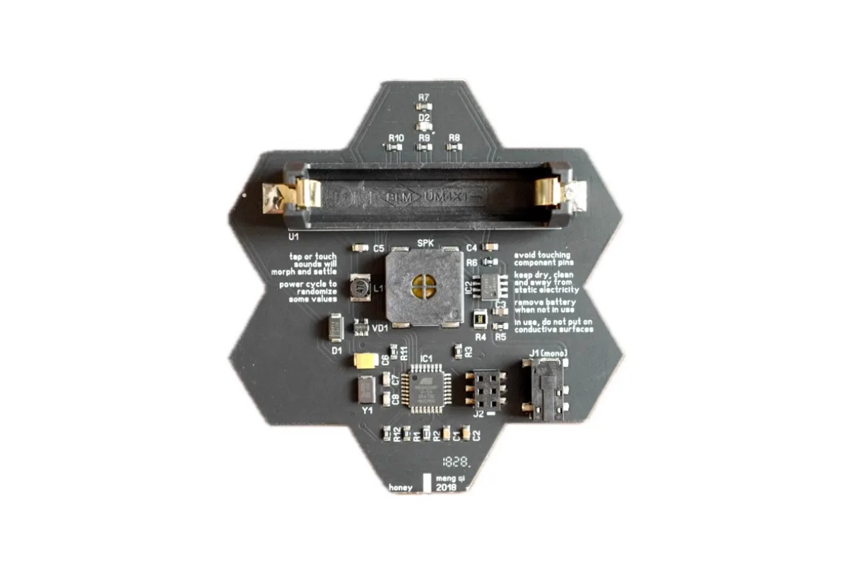 2018 version shell less handheld touch noise music device
2018 version shell less handheld touch noise music device