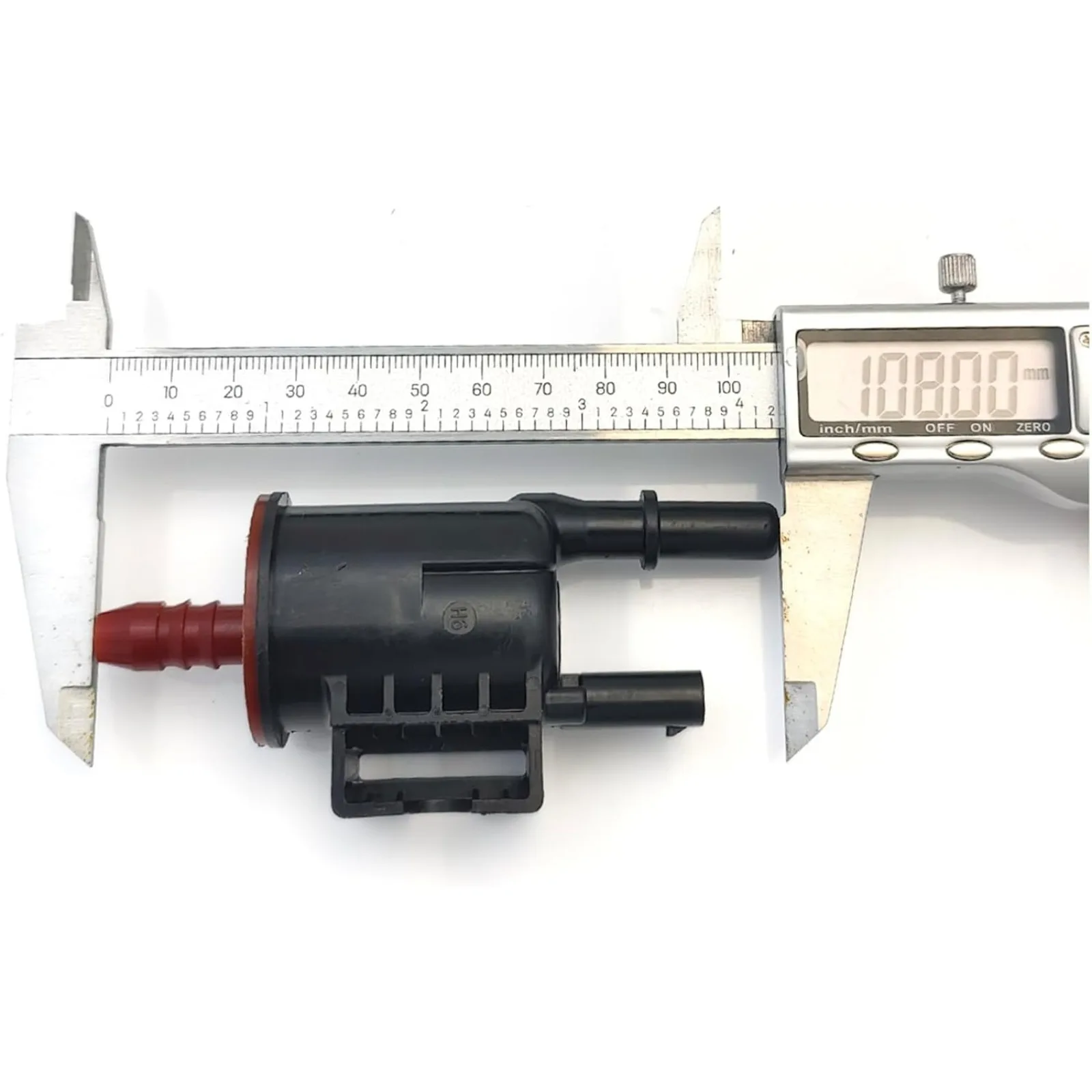 Vapor Canister Purge Valve for Fiat 500L Ram ProMaster City Jeep 04627182AA
Vapor Canister Purge Valve for Fiat 500L Ram ProMaster City Jeep 04627182AA