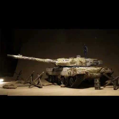 1/16 RC немецкий русский T90 военный танк нейлоновая камуфляжная сетка A Snowfield Tiger TH05129 игрушки автомобили детали с дистанционным управлением
1/16 RC немецкий русский T90 военный танк нейлоновая камуфляжная сетка A Snowfield Tiger TH05129 игрушки автомобили детали с дистанционным управлением