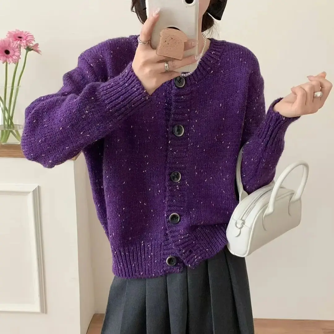 2024 for Women Autumn/Winter New O-neck Knitted Cardigan Single breasted Loose Soft Glutinous Sweater Coat
2024 for Women Autumn/Winter New O-neck Knitted Cardigan Single breasted Loose Soft Glutinous Sweater Coat