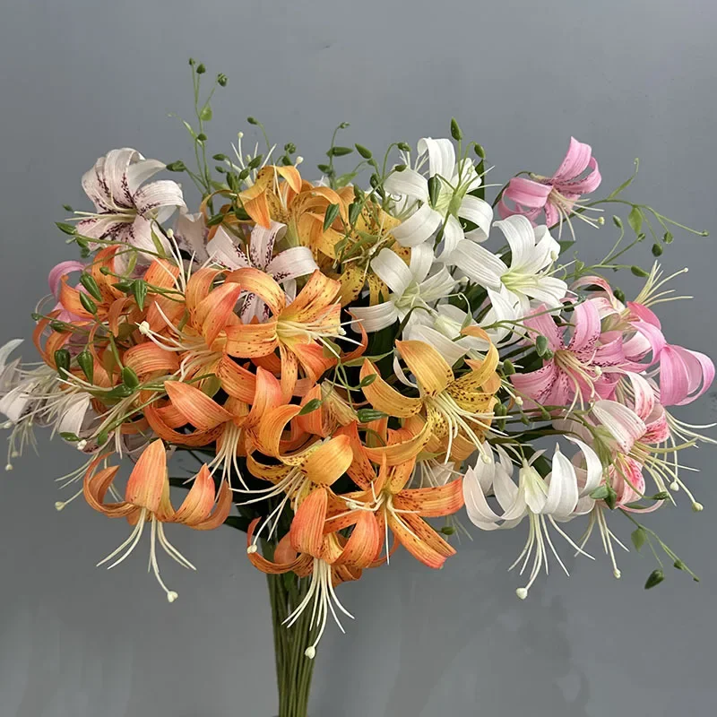 Simulation Flowers 73cm Hanging Lilies Branch Hotel Decorative Silk Artificial Flower 2 Heads Perfume Lily Party Decoration 
Simulation Flowers 73cm Hanging Lilies Branch Hotel Decorative Silk Artificial Flower 2 Heads Perfume Lily Party Decoration